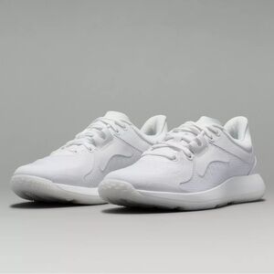 Lululemon Strongfeel training shoes NIB